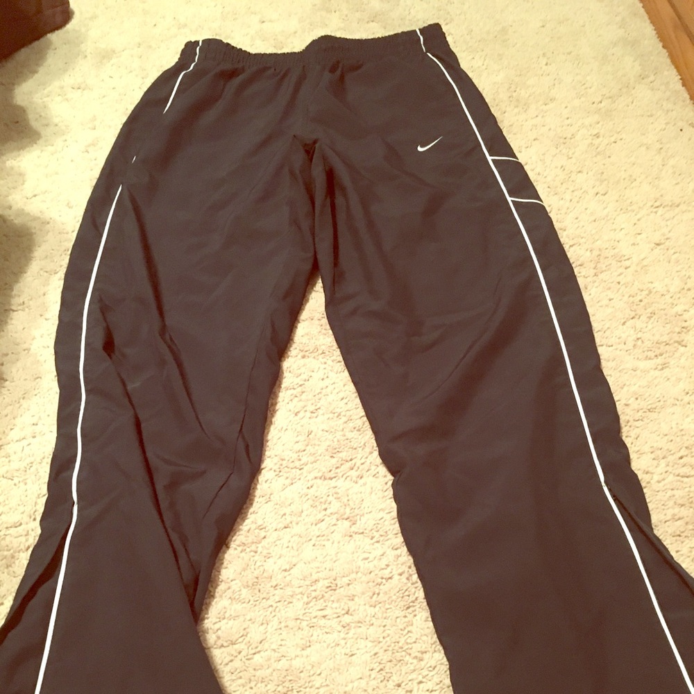 Men’s Nike athletic pants size large